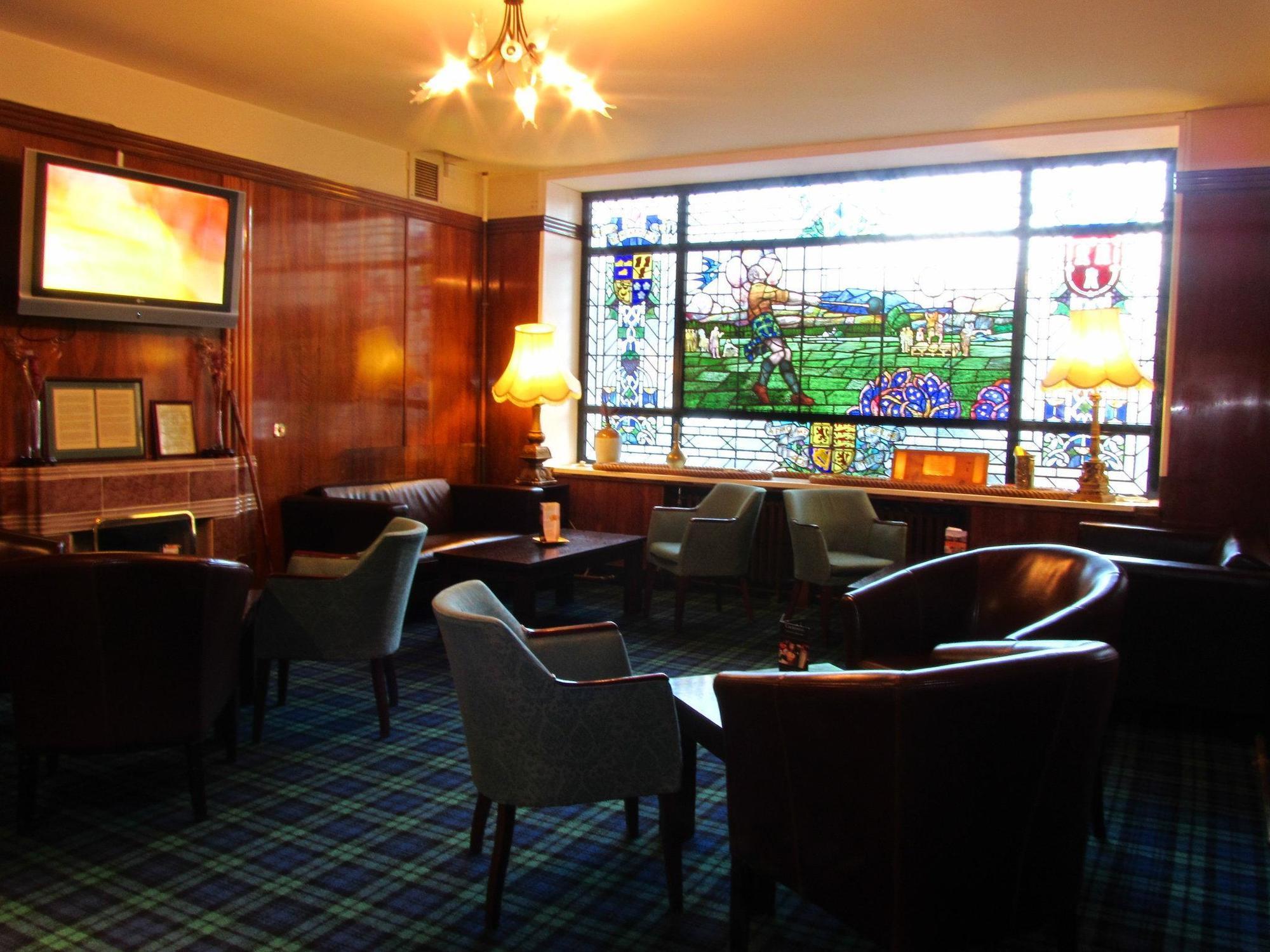 Huntly Arms Hotel أبوين المظهر الخارجي الصورة
